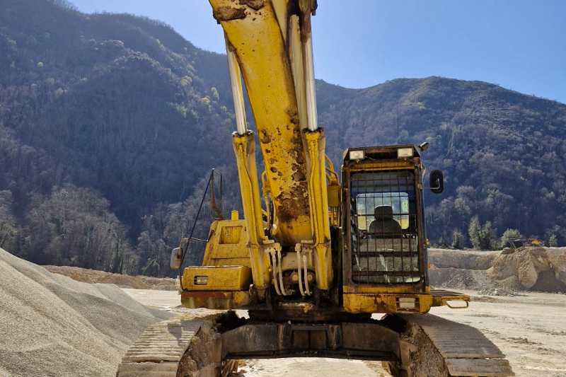 OmecoHub - Immagine KOMATSU PC600-6